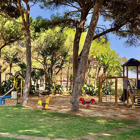 Camping Cala D'Ostia Pula Ngoại thất bức ảnh
