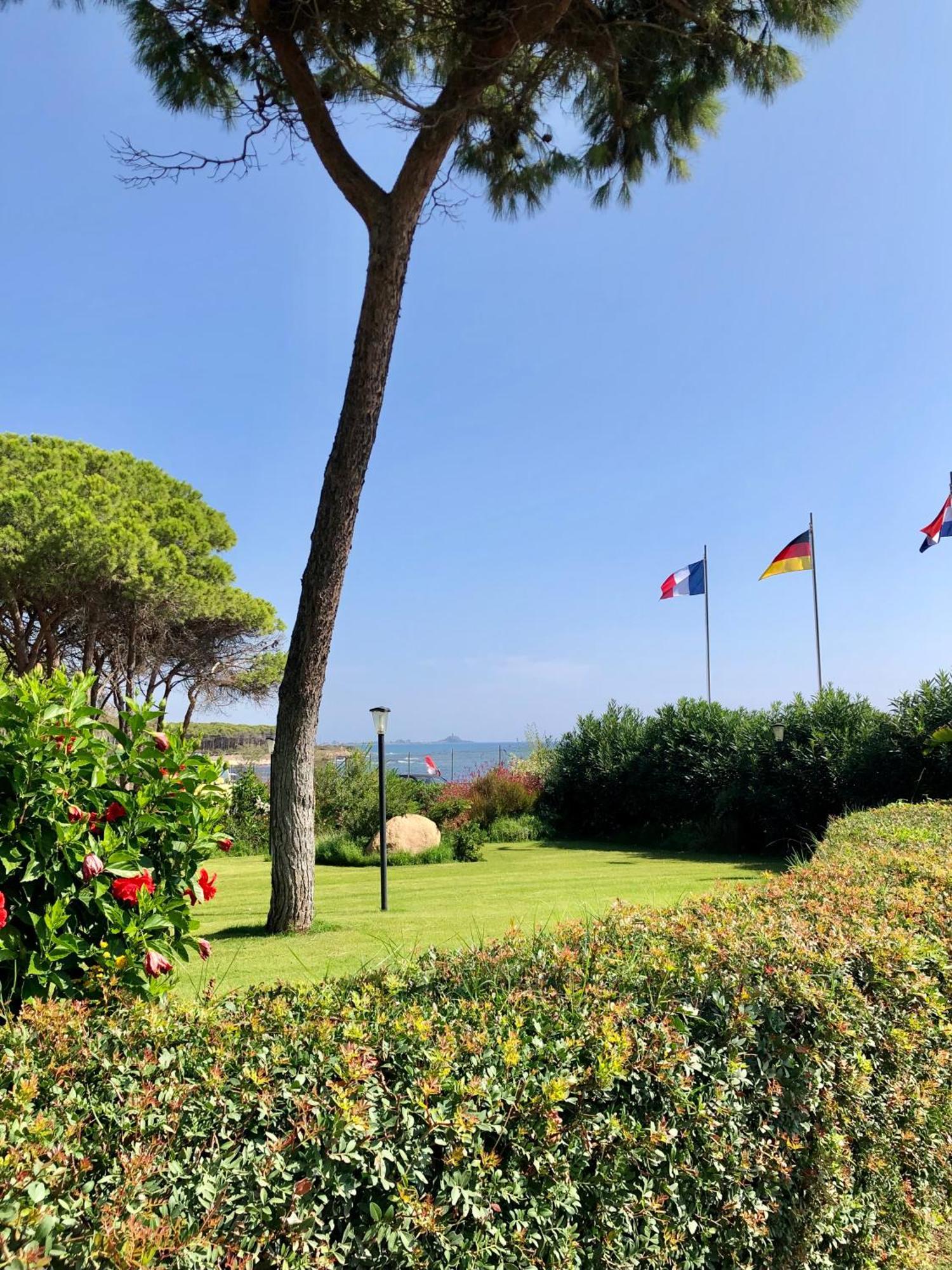 Camping Cala D'Ostia Pula Ngoại thất bức ảnh