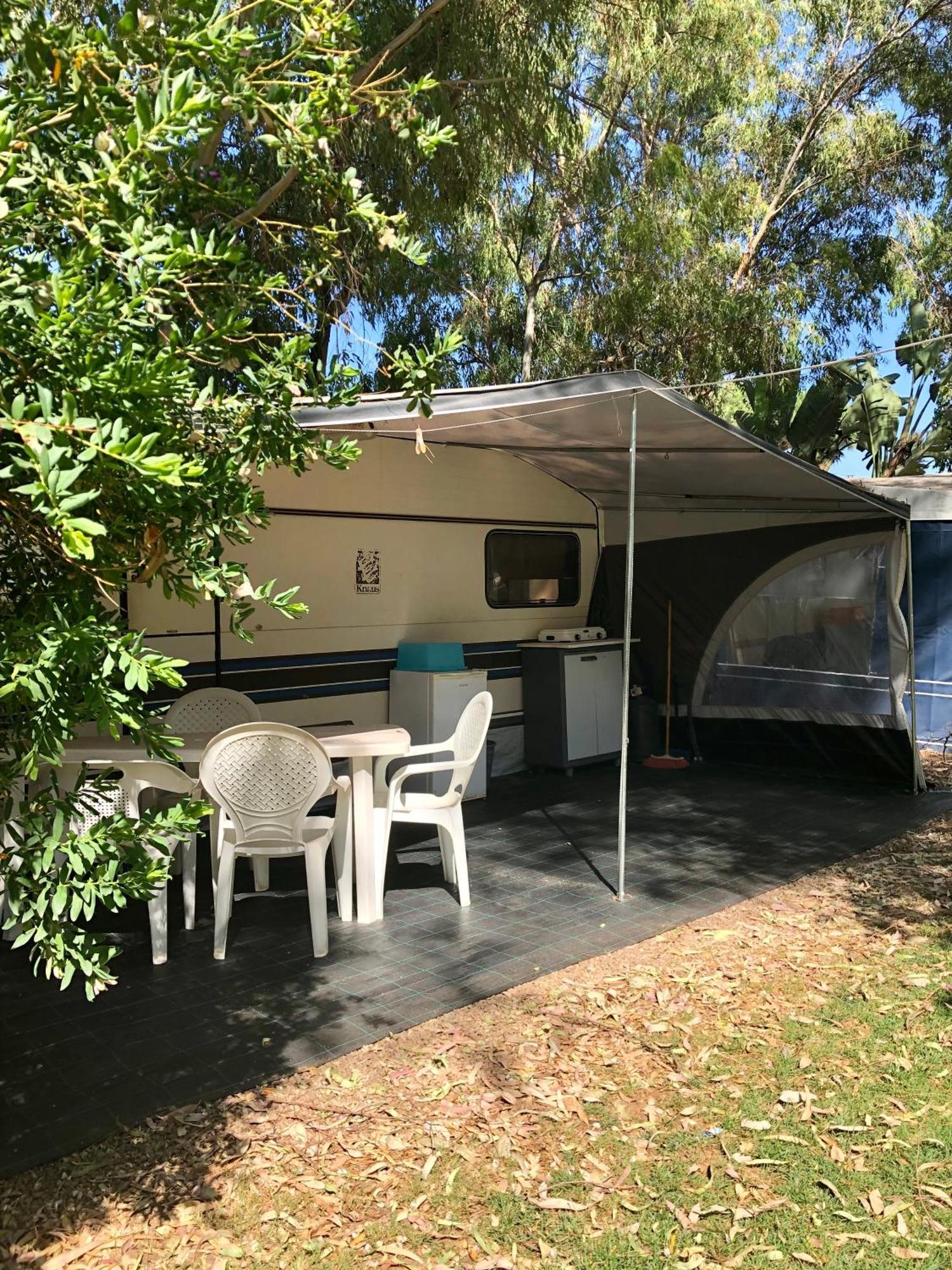 Camping Cala D'Ostia Pula Ngoại thất bức ảnh