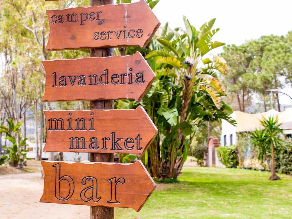 Camping Cala D'Ostia Pula Ngoại thất bức ảnh