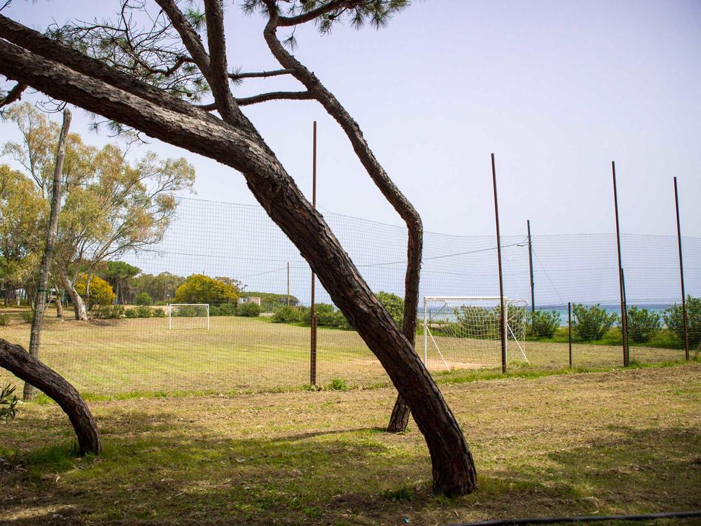 Camping Cala D'Ostia Pula Ngoại thất bức ảnh