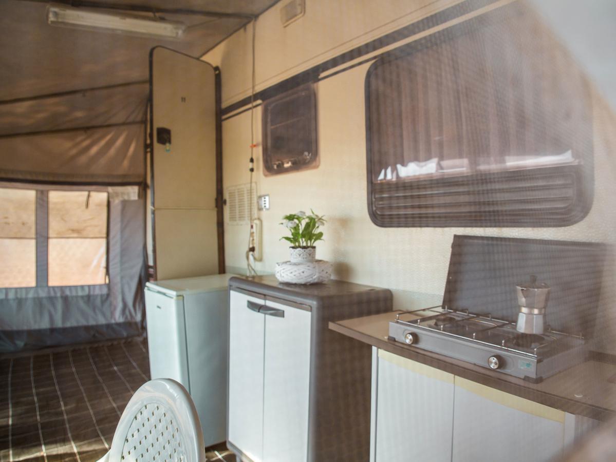 Camping Cala D'Ostia Pula Ngoại thất bức ảnh