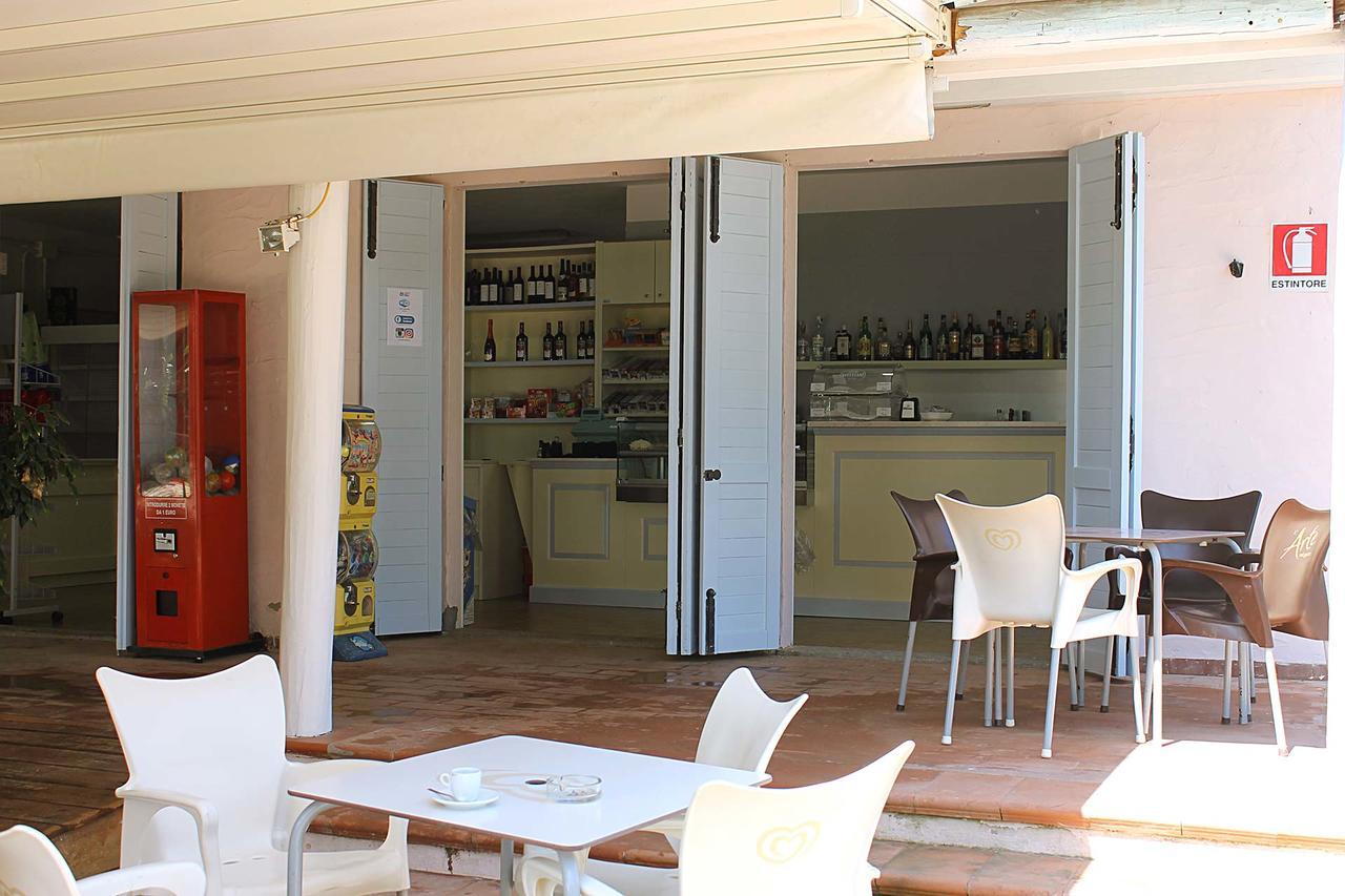 Camping Cala D'Ostia Pula Ngoại thất bức ảnh